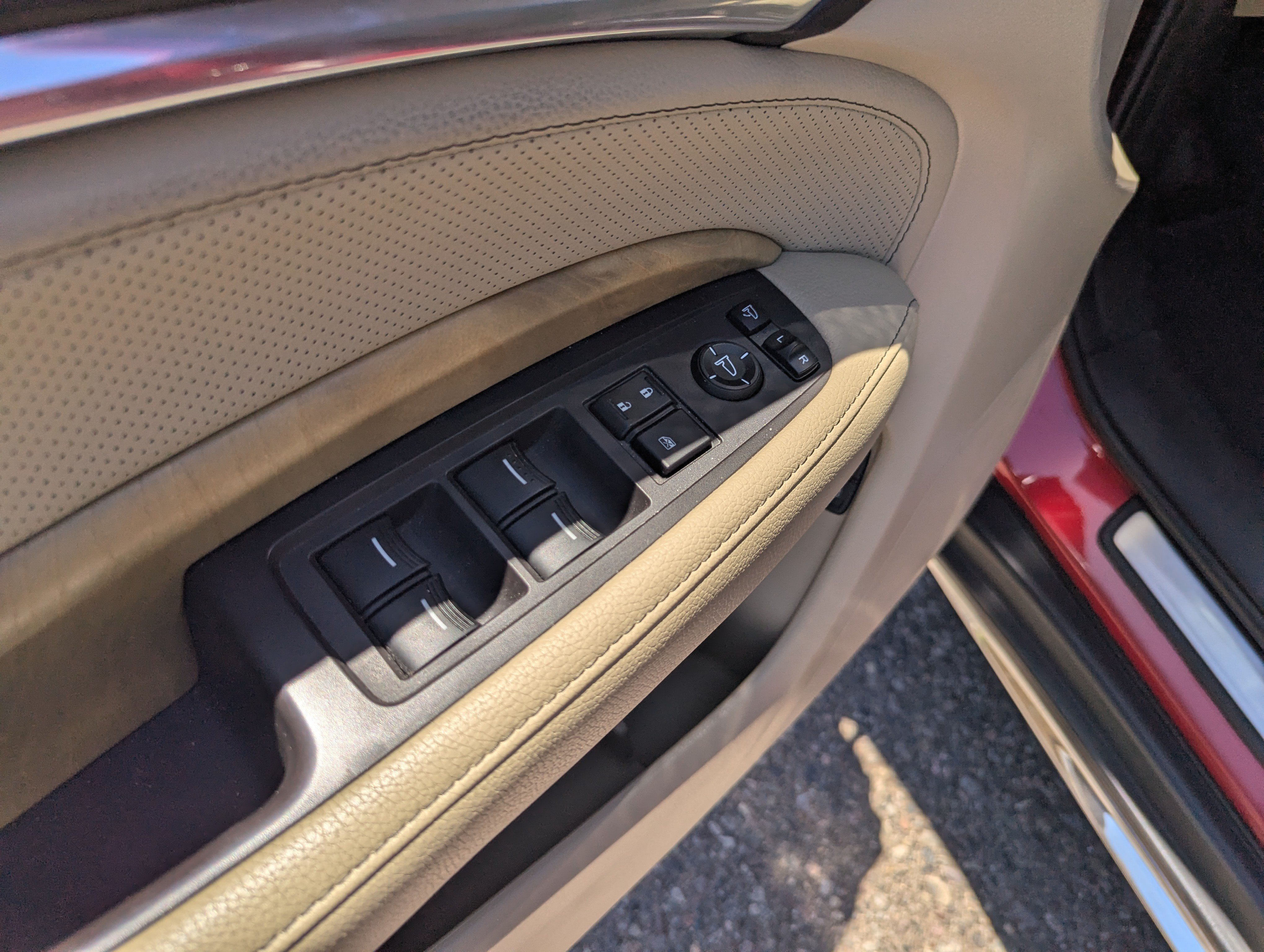 Used 2019 Performance Red Pearl Acura w/Technology Pkg image 22