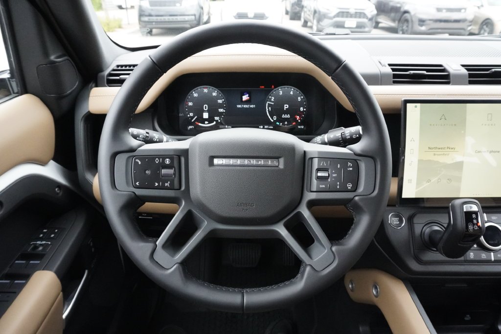 New 2026 Fuji White Land Rover X-Dynamic SE image 10