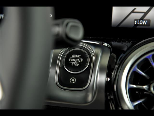 2025 Mercedes-Benz GLB Base - Photo 47