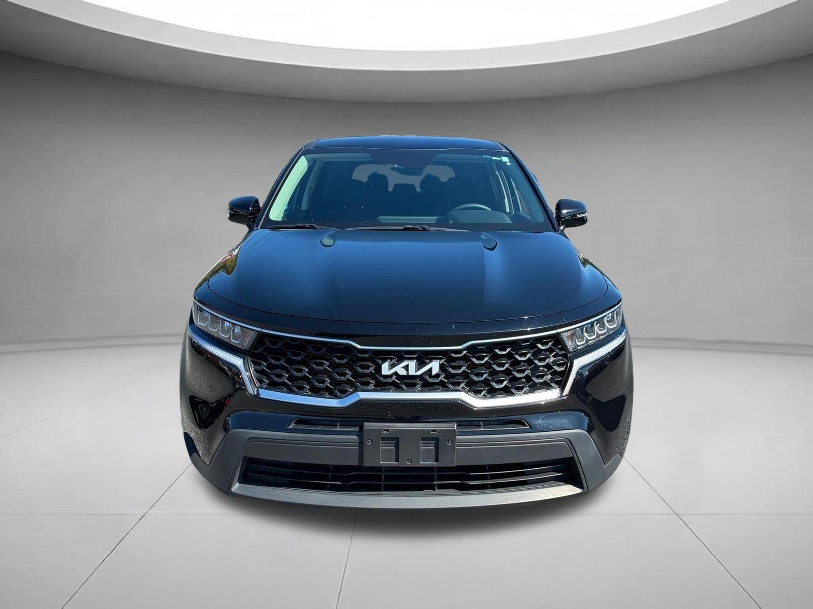 Used 2022 Ebony Black Kia LX image 10