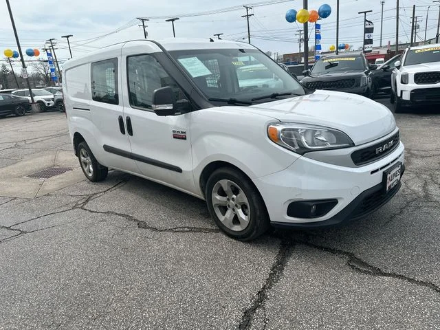 Used 2022 White Ram Base image 11