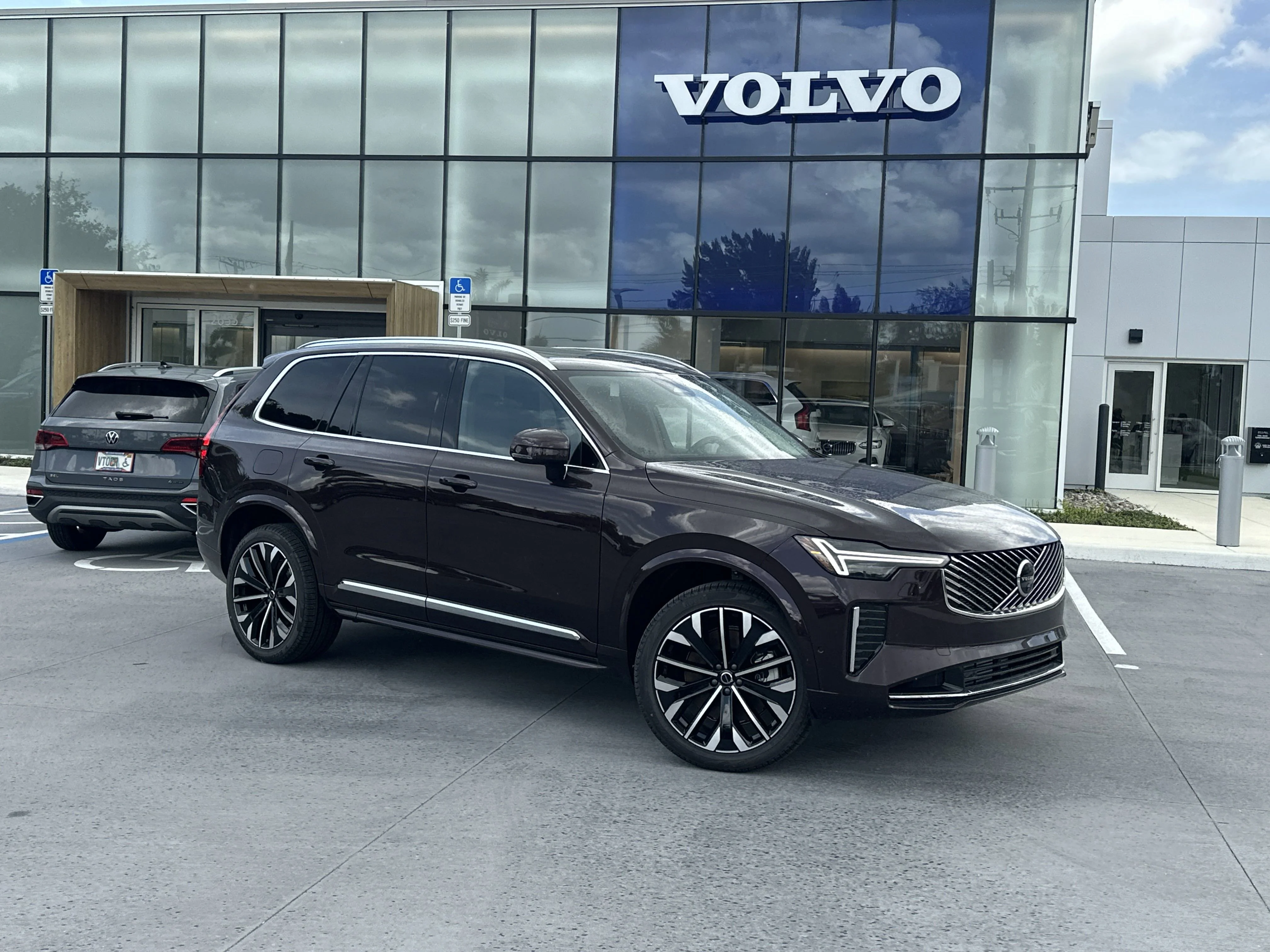 2025 Volvo XC90