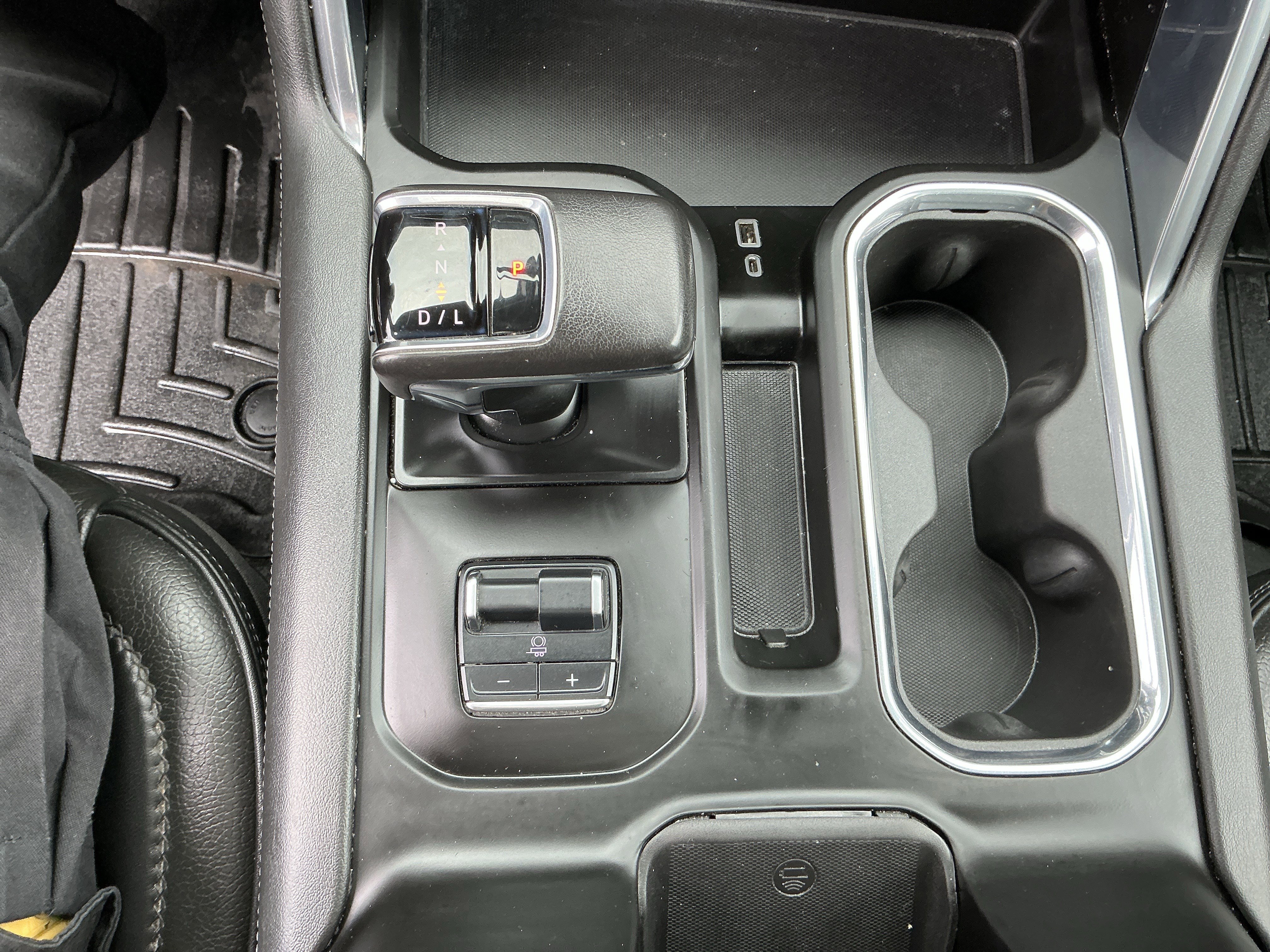 Used 2022 Titanium Rush Metallic GMC Denali image 25