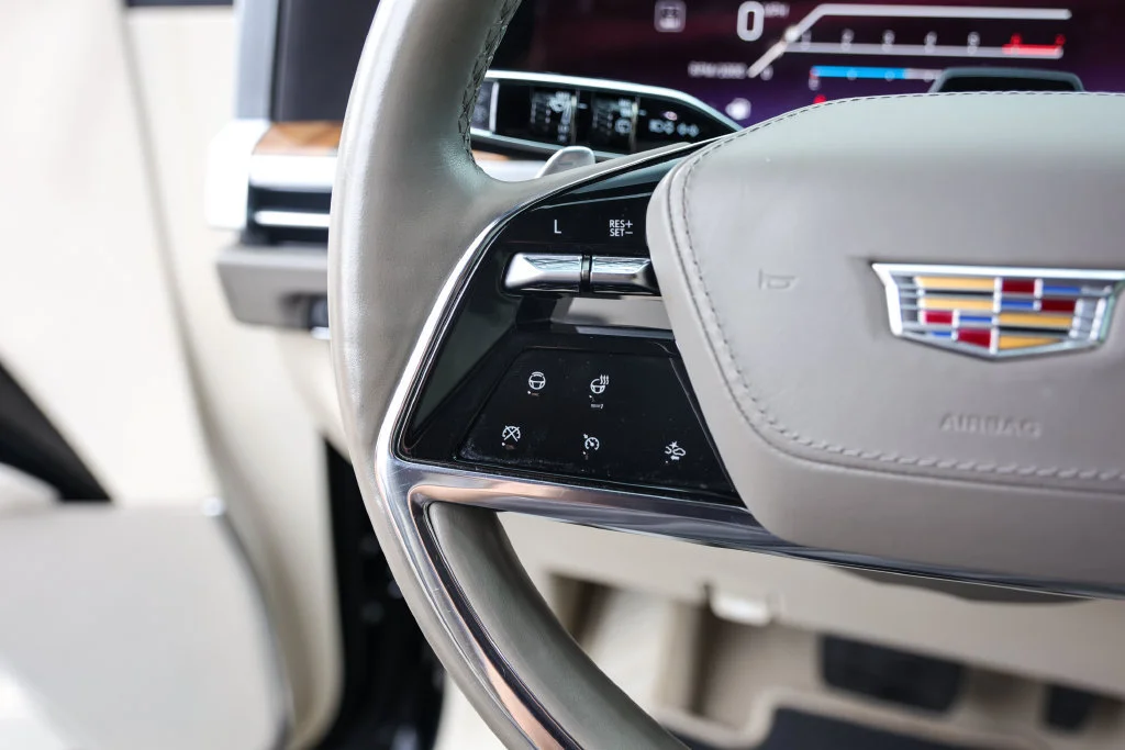 Certified Used 2025 Black Raven Cadillac Sport Platinum image 14
