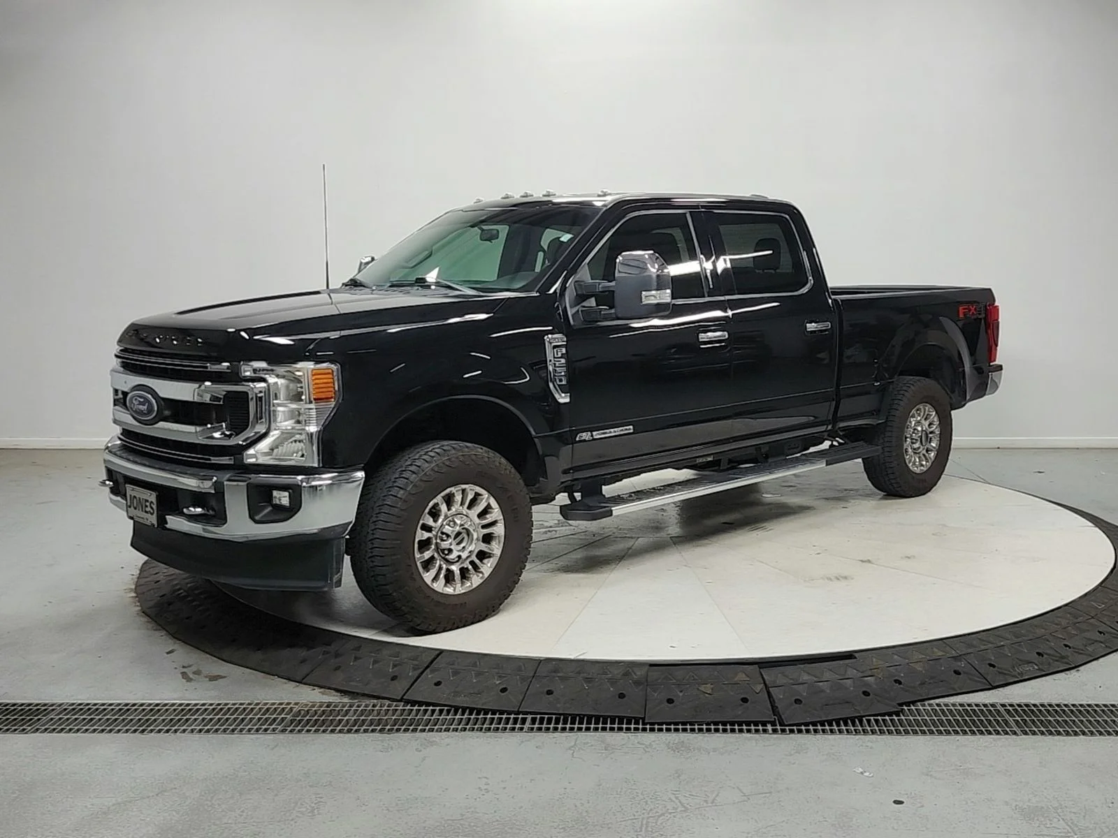 Used 2021 Black Ford XLT image 4