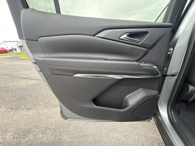 Used 2024 Gray Chevrolet Z71 image 48
