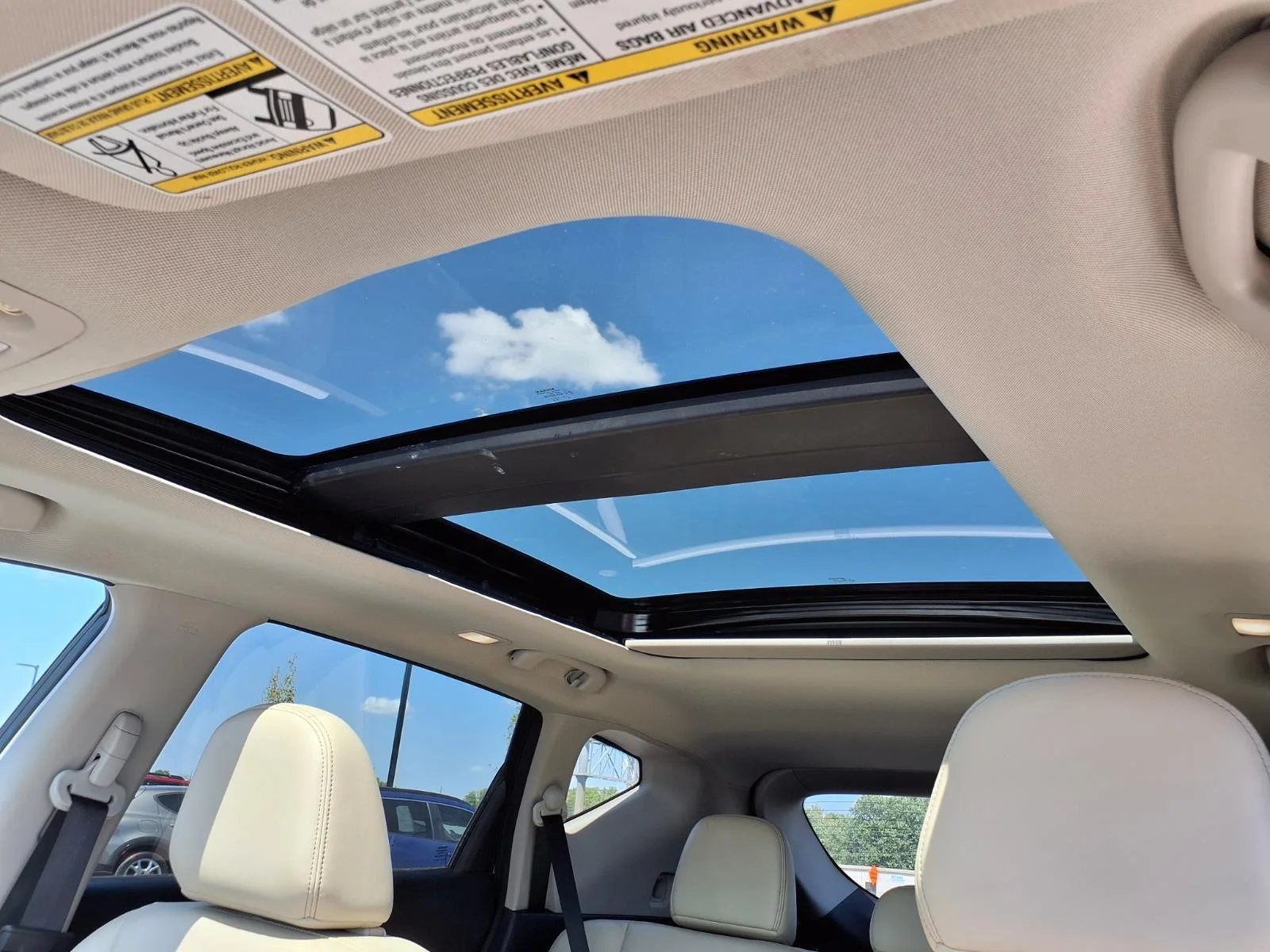 Used 2024 Pearl White Tricoat Nissan Platinum image 18