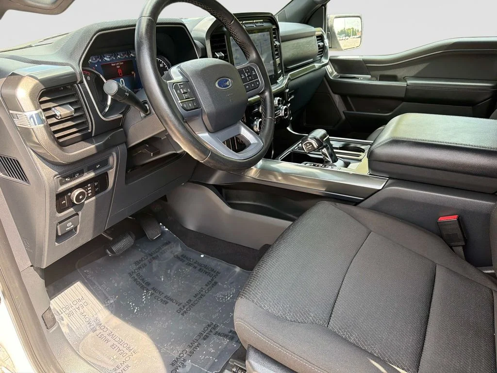 Used 2023 White Ford XLT image 22