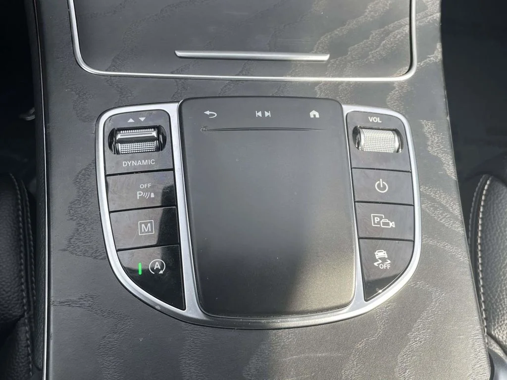 2022 Mercedes-Benz GLC GLC300 - Photo 38