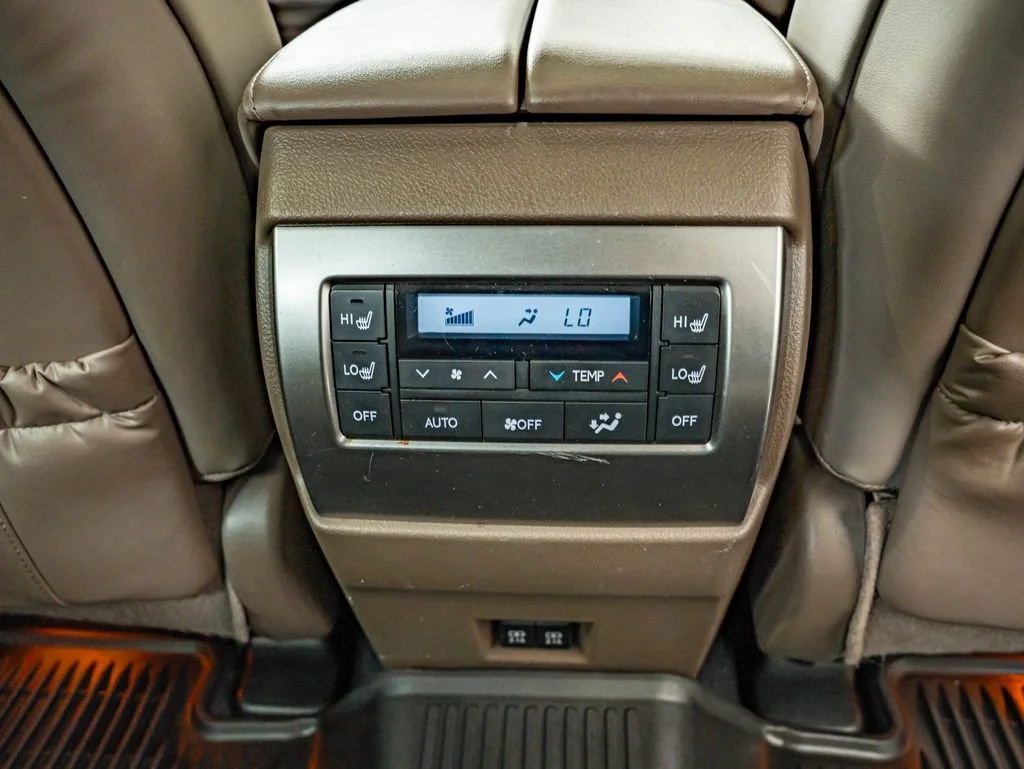 Certified Used 2023 Caviar Lexus 460 image 40