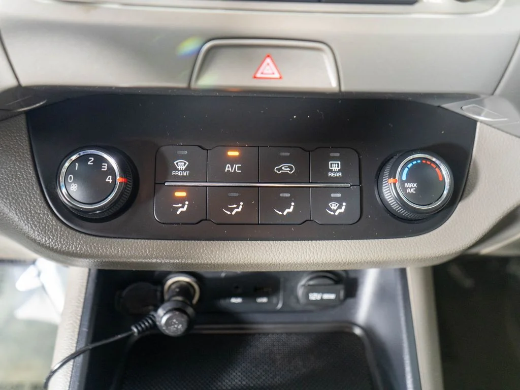 Used 2015 Blue Kia LX image 20