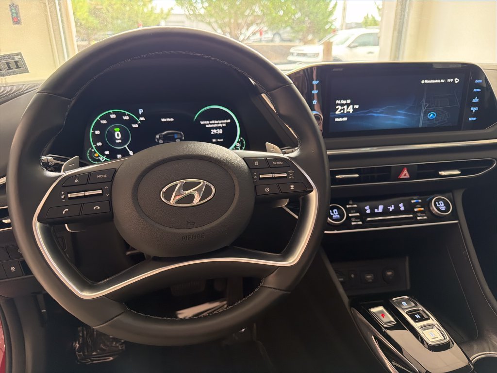 Used 2023 Red Hyundai Limited image 31