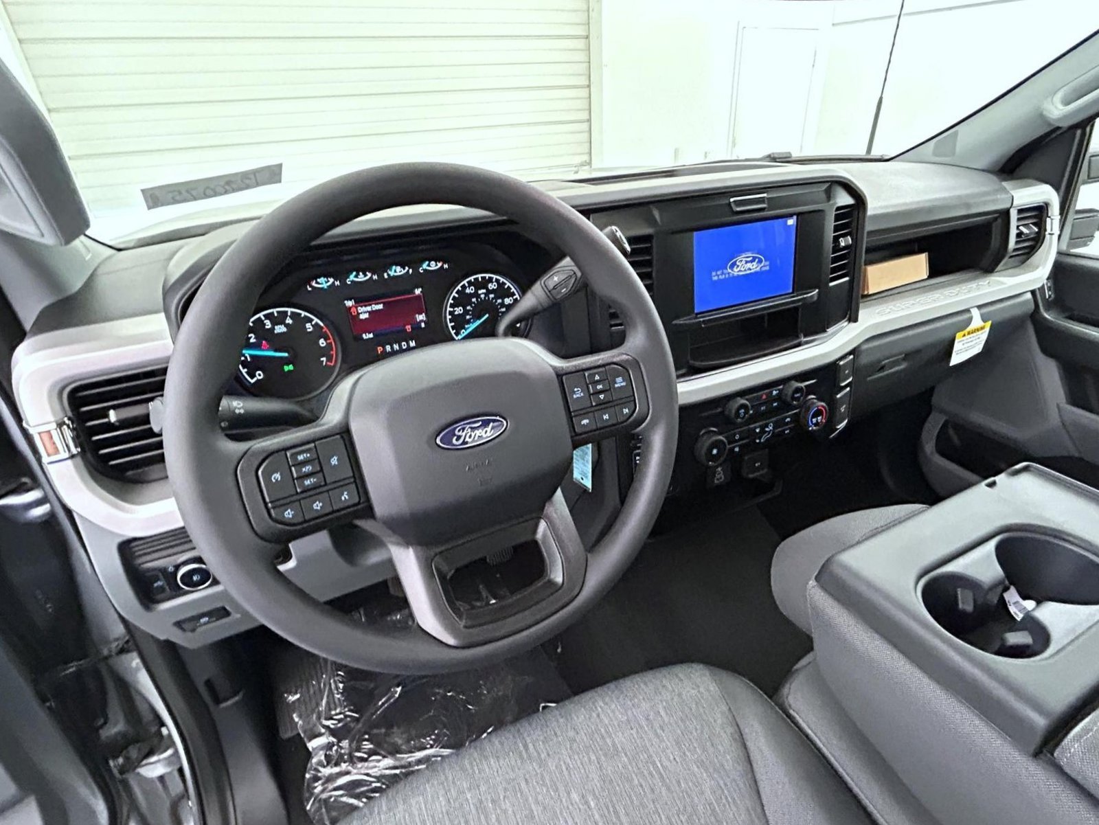 New 2027 Iconic Silver Metallic Ford XL image 13