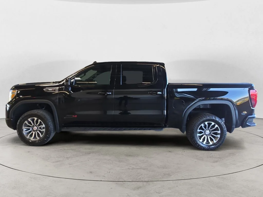 Used 2021 Black GMC AT4 image 12