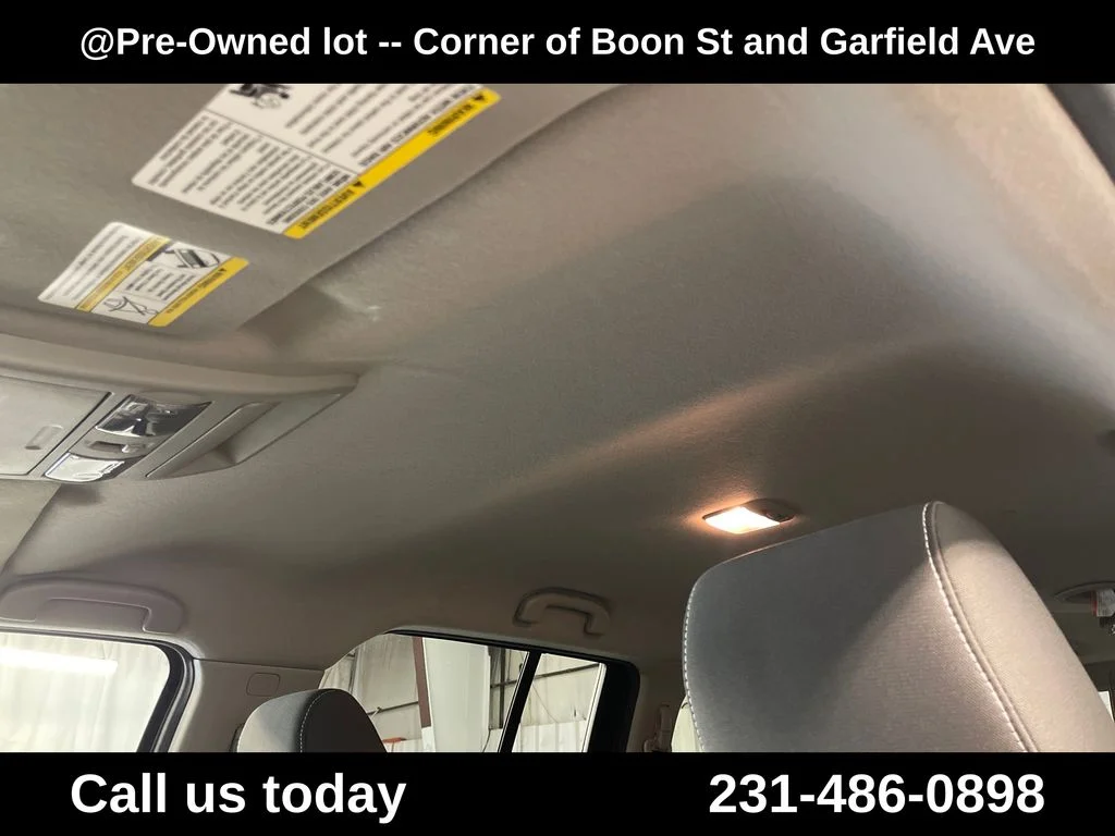 Used 2015 Black Nissan PRO-4X image 12