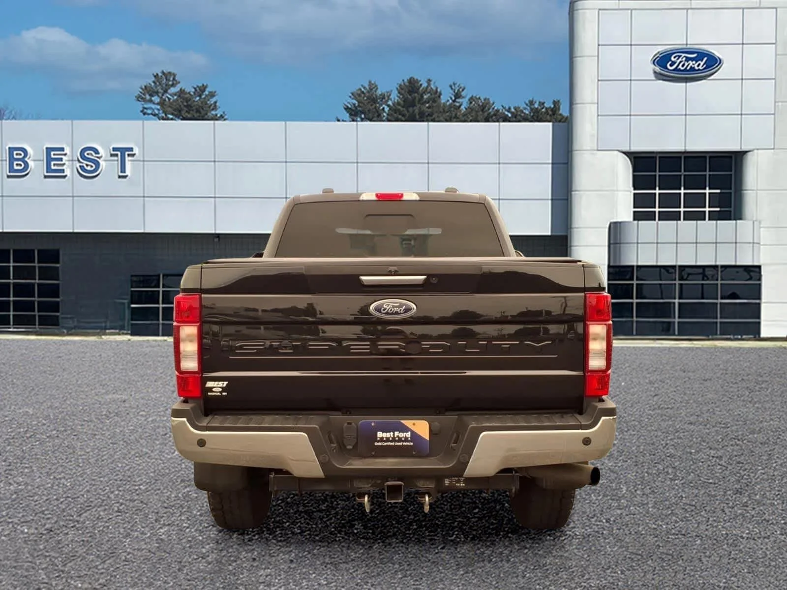 Used 2022 Agate Black Metallic Ford LARIAT image 5
