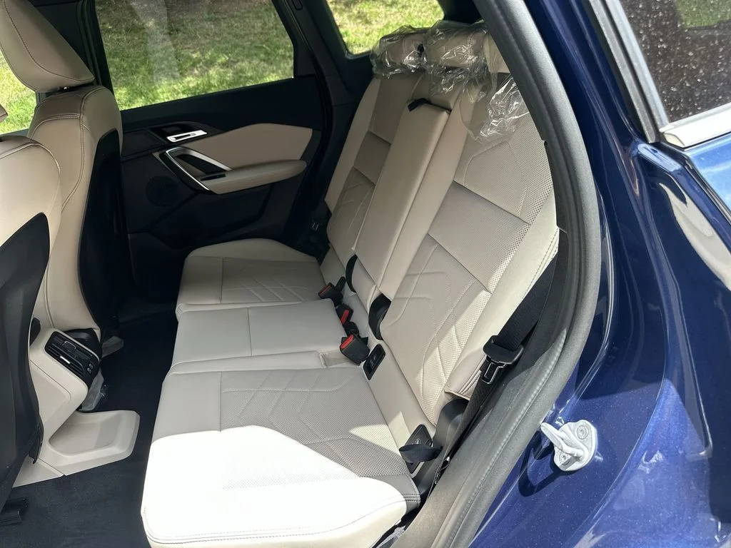 Used 2025 Blue BMW xDrive28i image 23