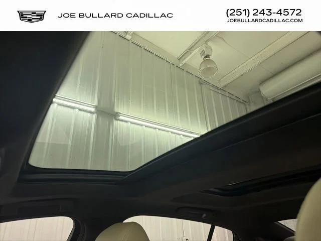 New 2026 Vibrant White Tricoat Cadillac Premium Luxury image 34