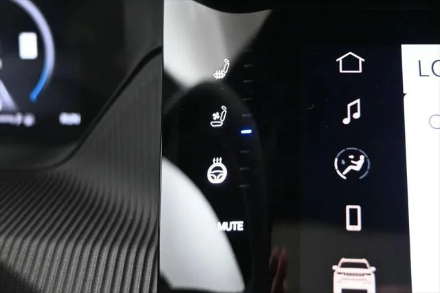 2026 Jeep Cherokee Overland - Photo 10