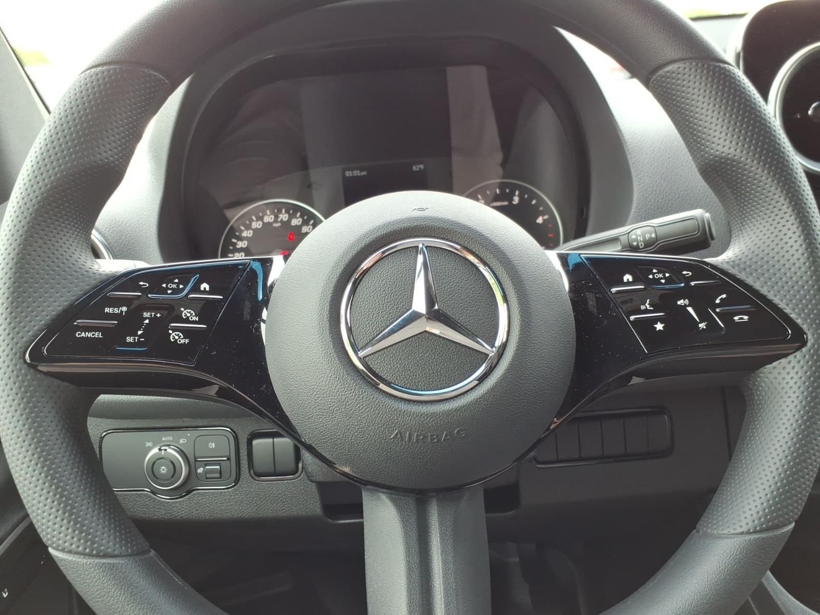 New 2026 Arctic White Mercedes-Benz Cargo 170 WB image 23