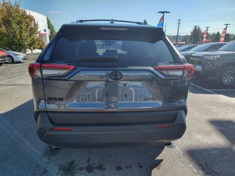 Used 2023 Gray Toyota XLE image 5