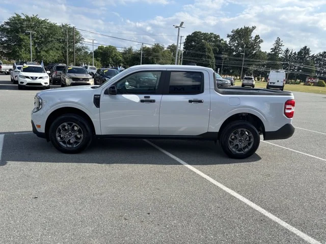 New 2026 Space White Metallic Ford XLT image 4