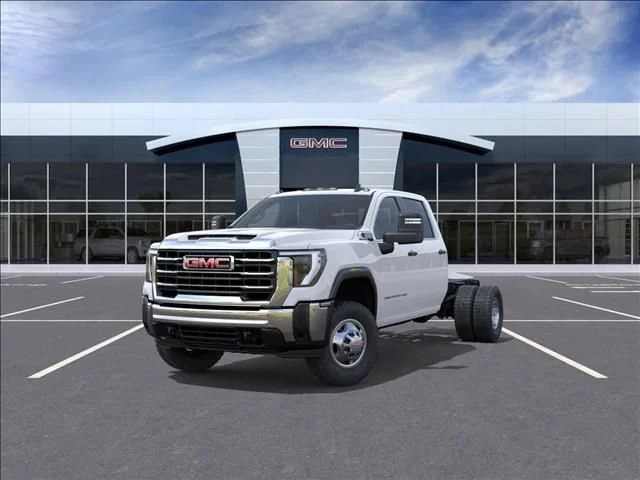 2026 GMC Sierra 3500HD Pro - Photo 8