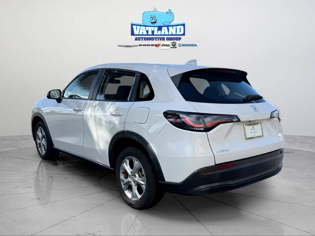 Used 2024 Platinum White Pearl Honda LX image 3