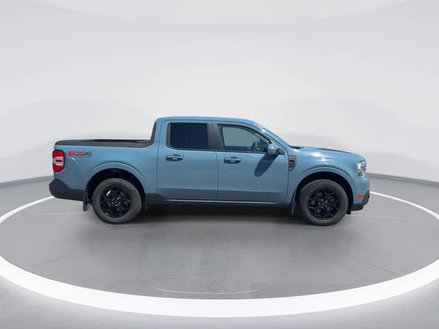 Used 2023 Blue Ford Lariat image 8