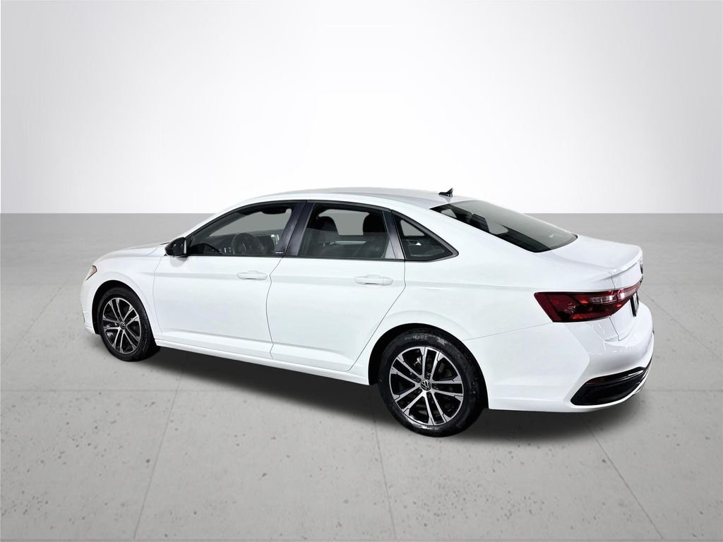 Certified Used 2025 Pure White Volkswagen 1.5T Sport image 9