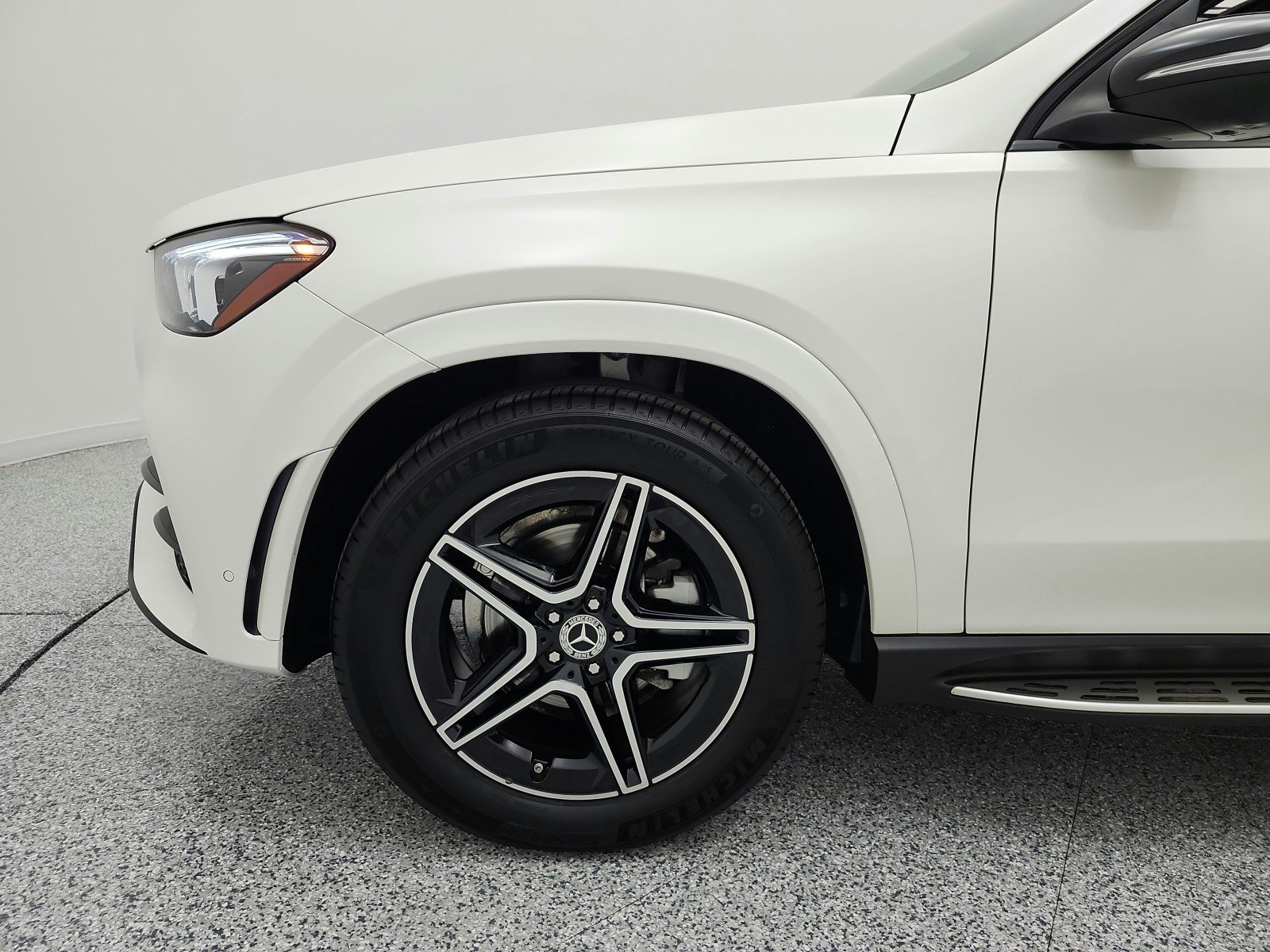 Used 2022 MANUFAKTUR Diamond White Bright Mercedes-Benz GLE 350 SUV image 18