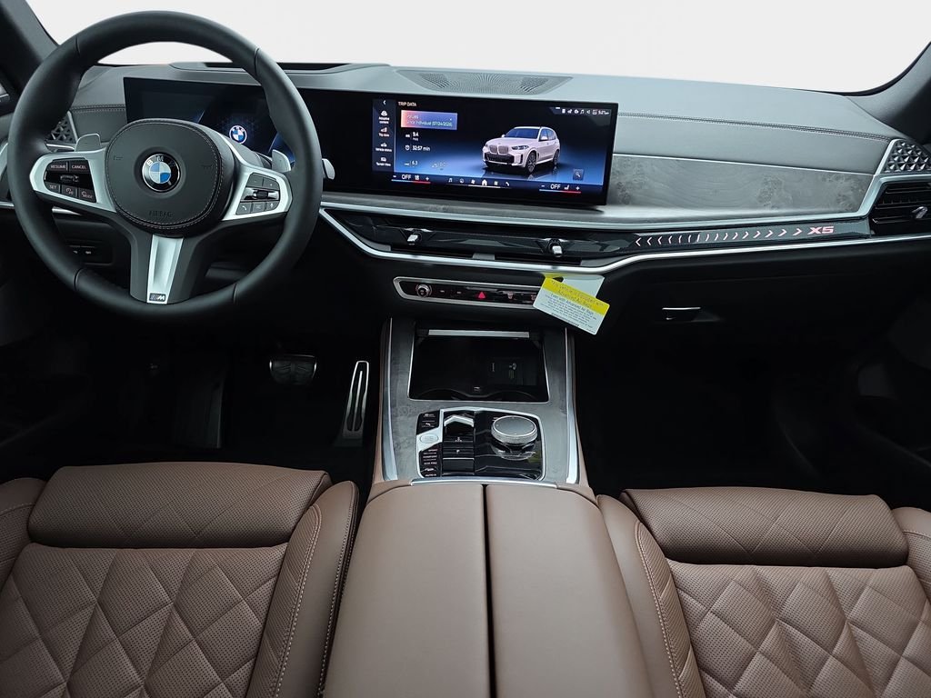 New 2026 Mineral White Metallic BMW xDrive40i image 10