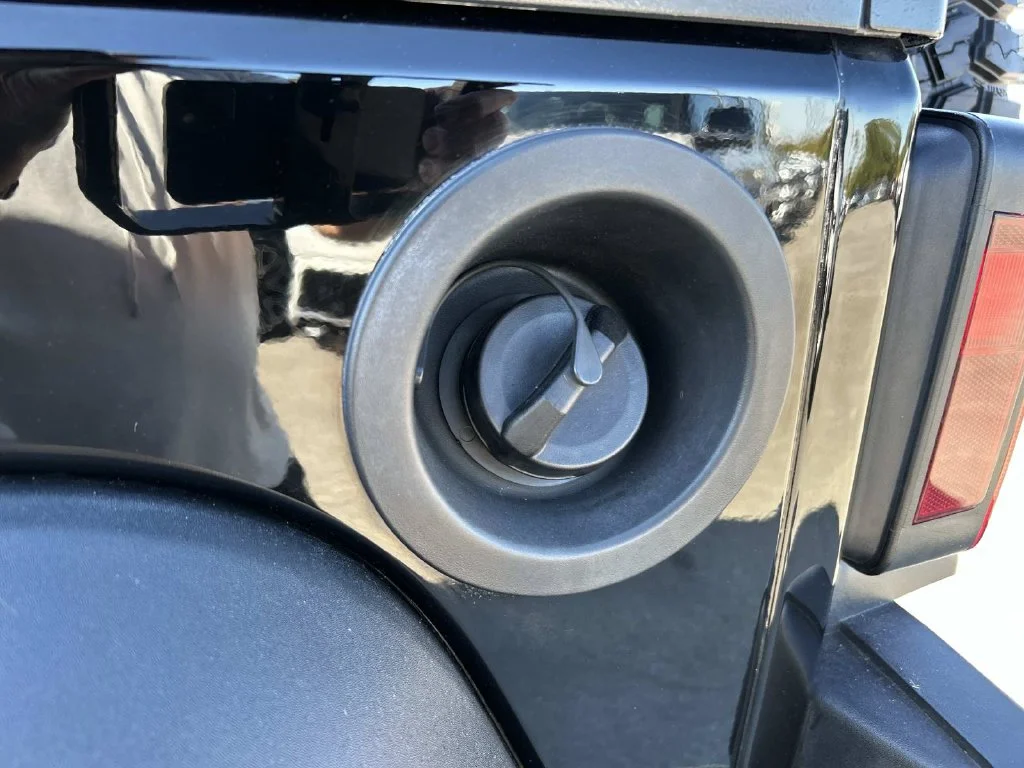 Used 2018 Black Jeep Unlimited Sport image 15