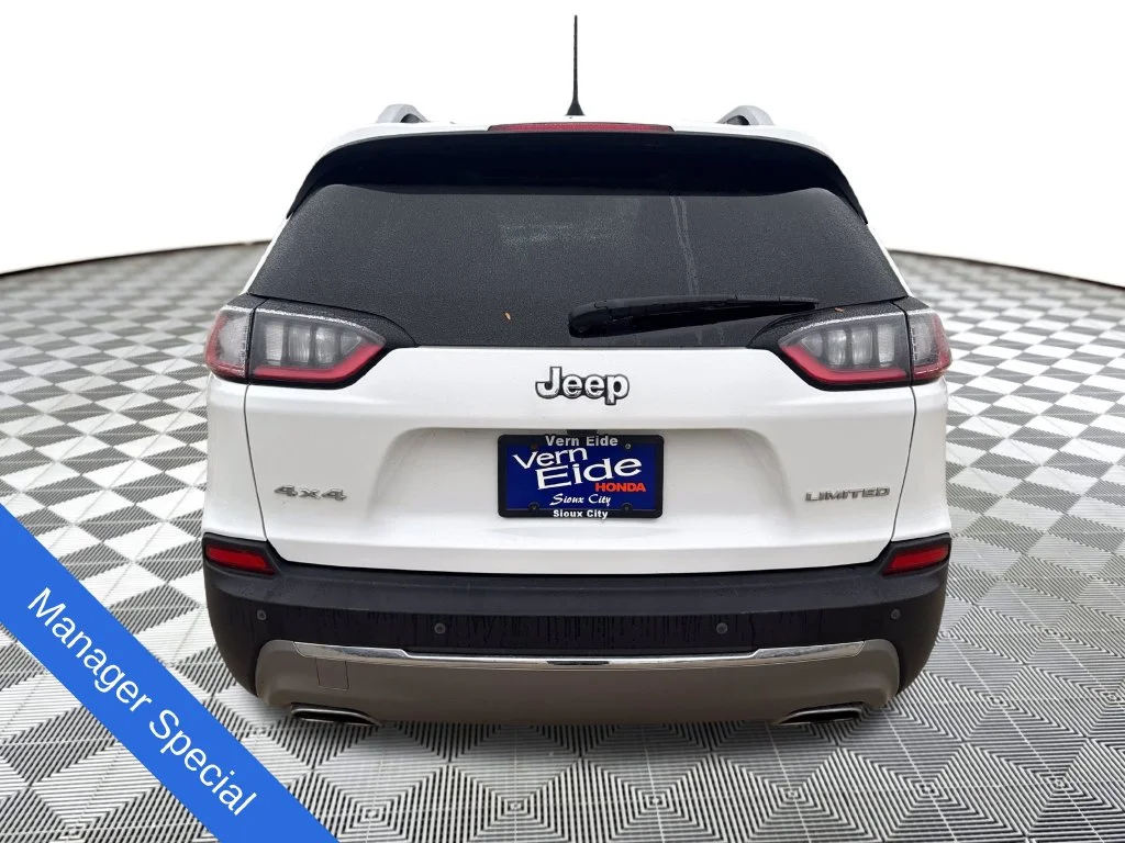 Used 2021 Bright White Clearcoat Jeep Limited image 5