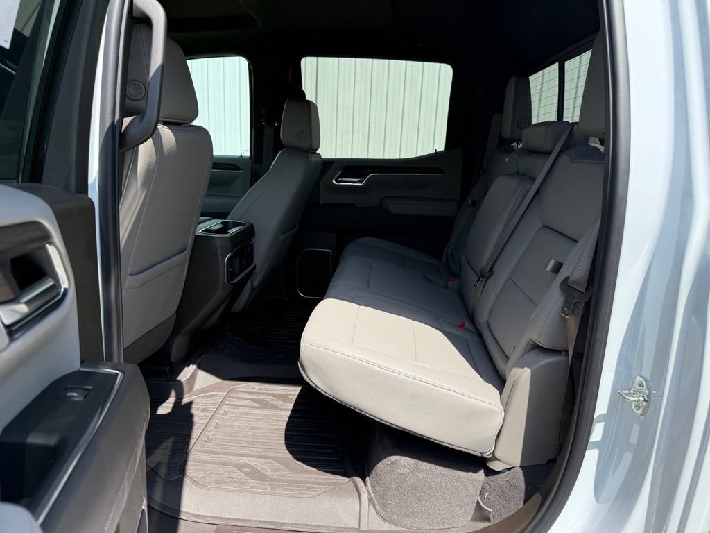 2026 GMC Sierra 1500 SLT - Photo 16