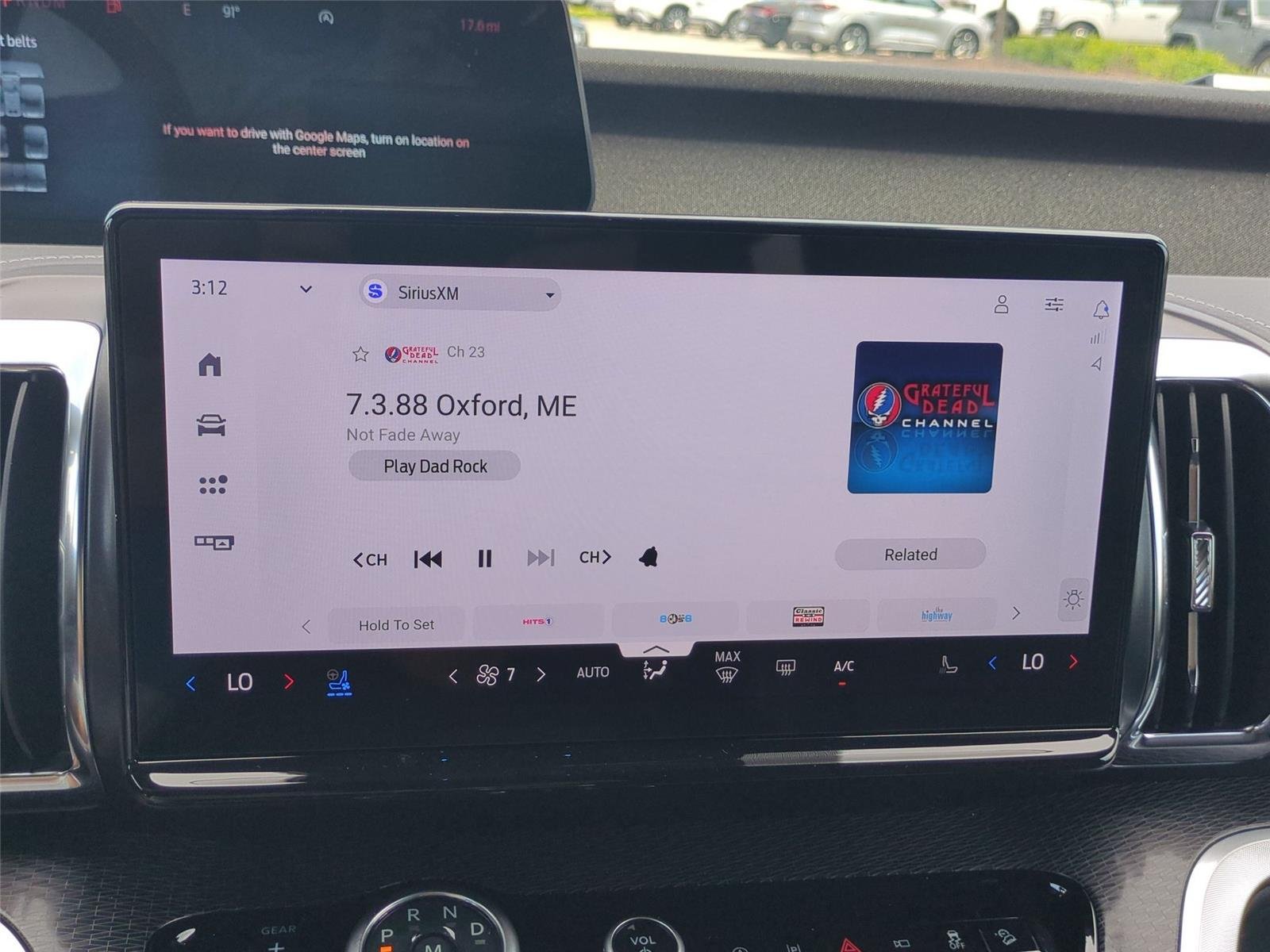 New 2026 Glacier Gray Metallic Tri-Coat Ford MAX Platinum® image 25
