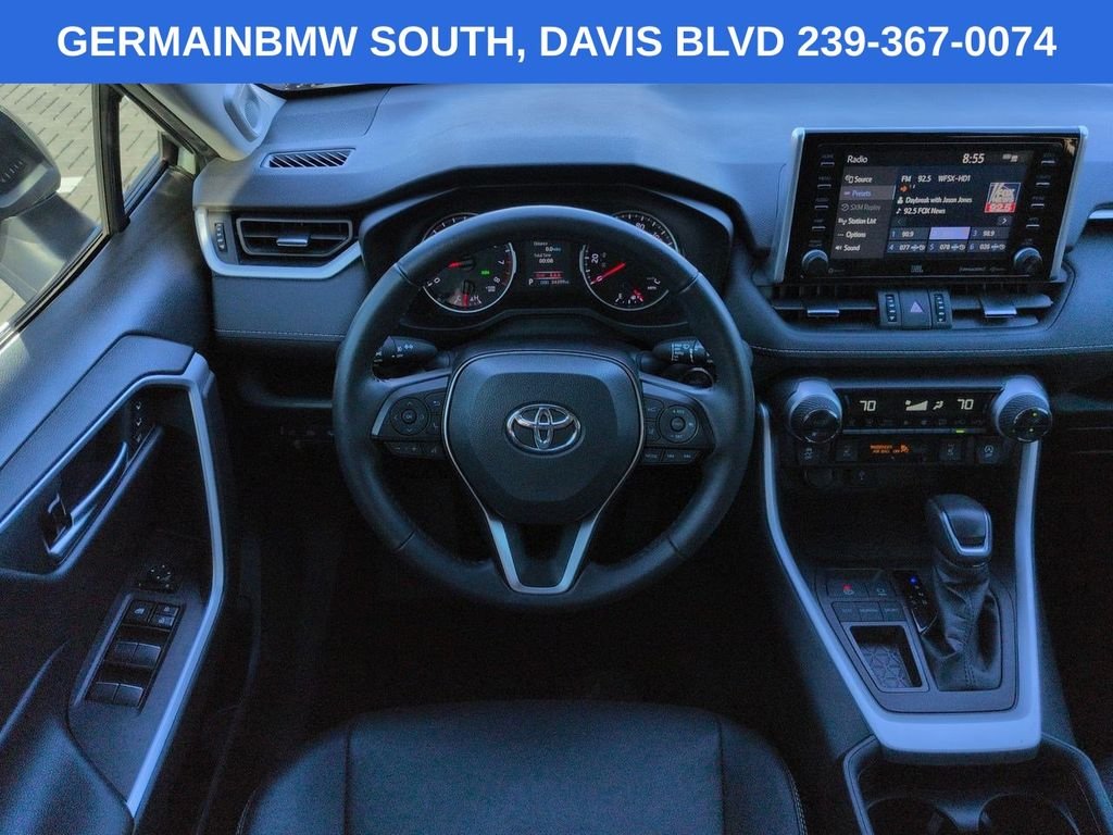 Used 2021 Lunar Toyota XLE Premium image 18