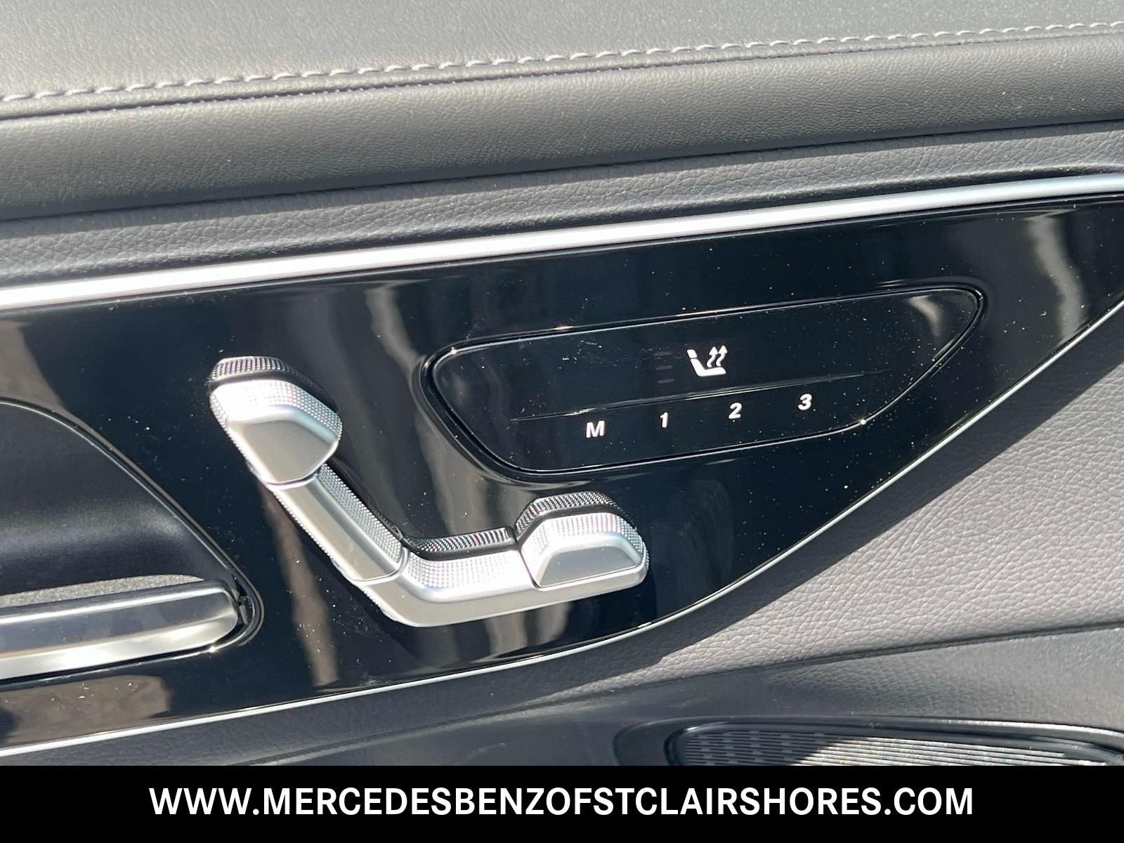 New 2026 Graphite Grey Metallic Mercedes-Benz GLC 300 image 18