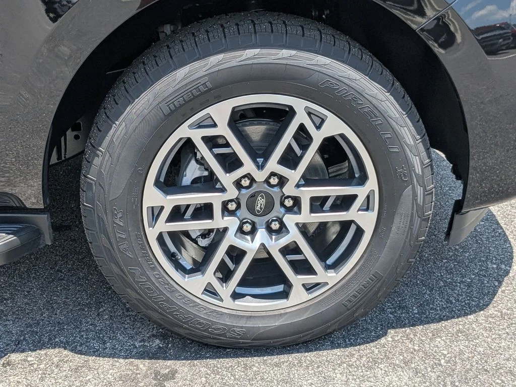 New 2026 Agate Black Metallic Ford Active image 12
