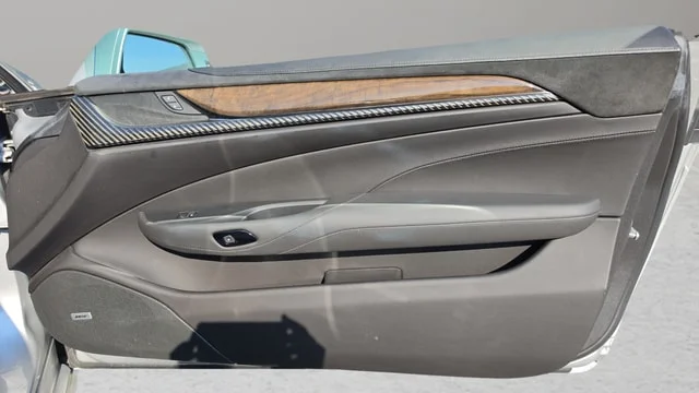 Used 2016 Radiant Silver Metallic Cadillac Base image 27