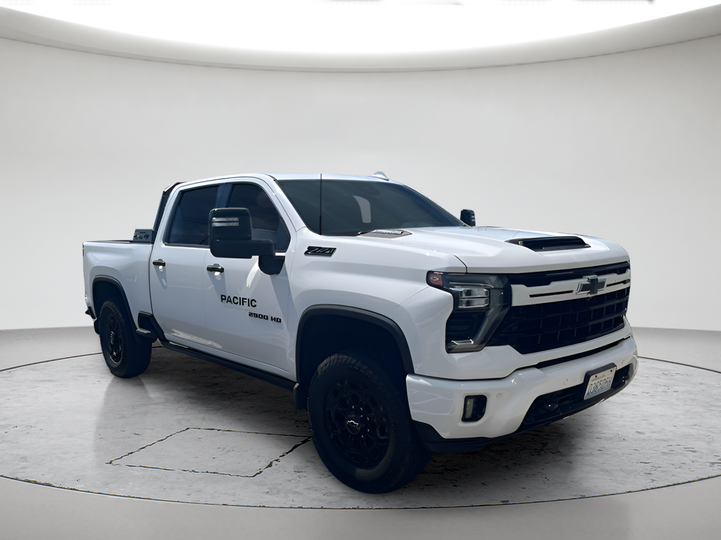 Used 2024 Summit White Chevrolet LTZ image 3