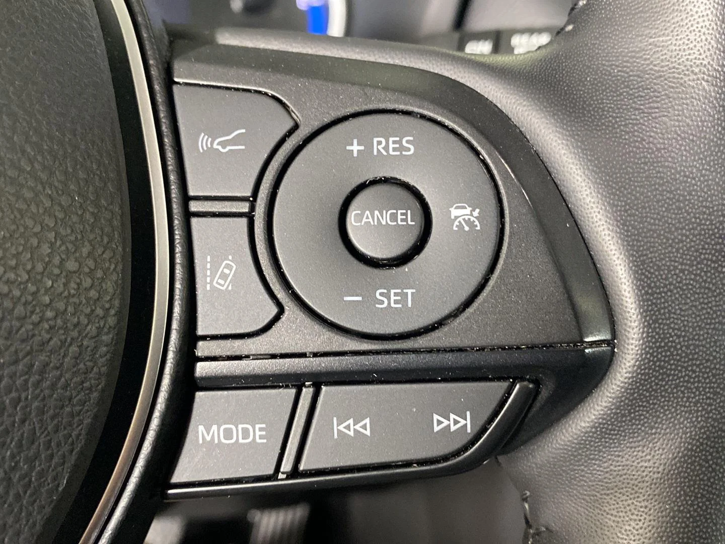 Used 2024 Magnetic Gray Metallic Toyota XLE image 18