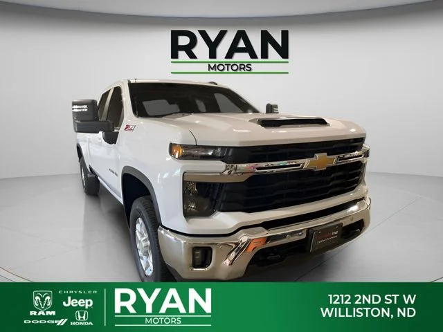 2025 Chevrolet Silverado HD LT 4WD Crew Cab Standard Box's photo