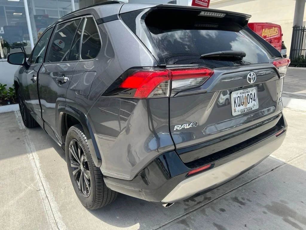 Used 2025  Toyota SE image 6