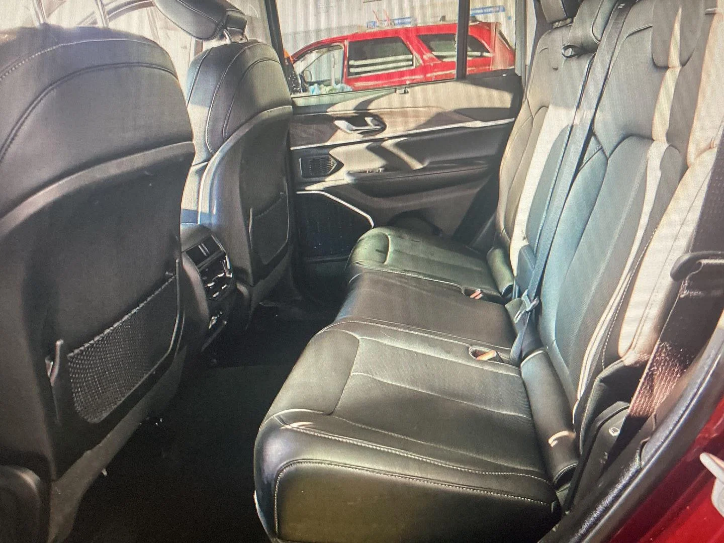 Used 2023 Velvet Red Pearlcoat Jeep Limited image 8