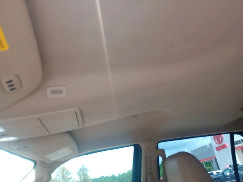 Used 2013 Black Ford  image 13