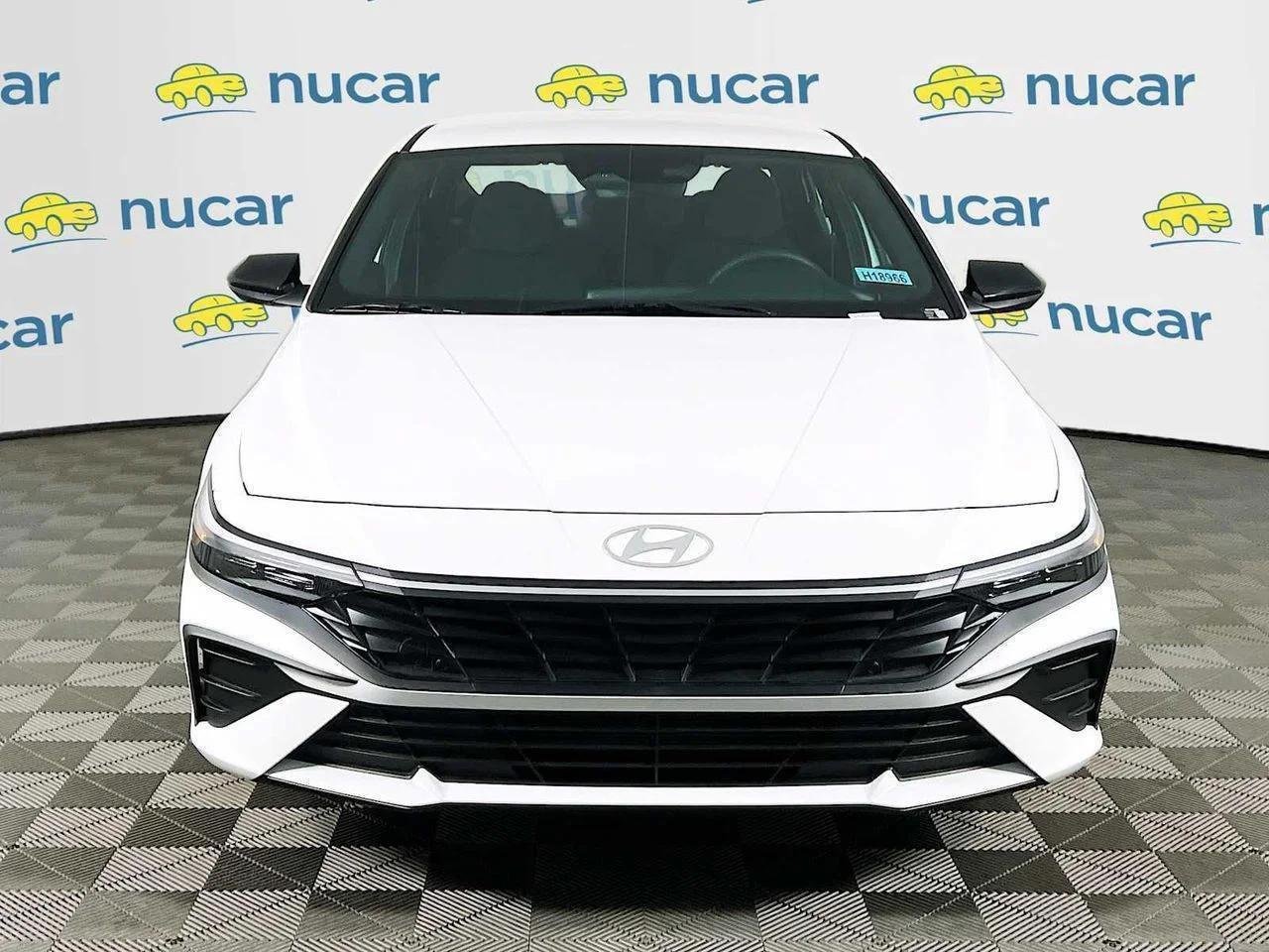 2026 Hyundai Elantra — photo 3