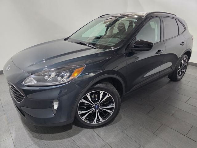 Used 2022 Blue Ford SEL image 1