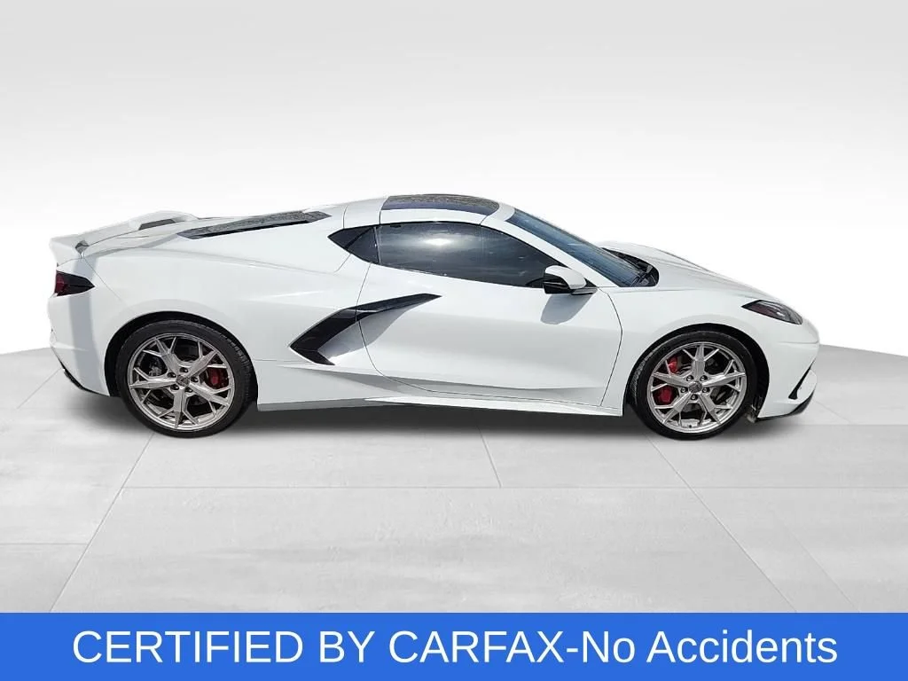 Used 2020 Chevrolet Corvette 3LT with VIN 1G1Y82D41L5113878 for sale in Northfield, Minnesota