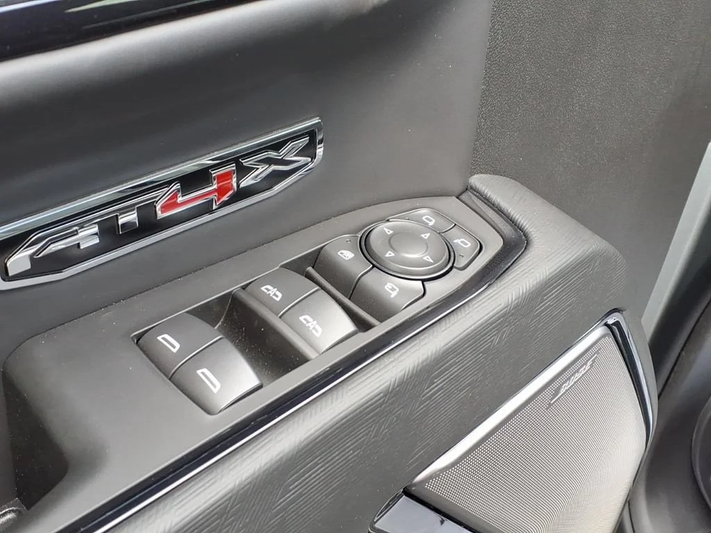 New 2026 Sterling Metallic GMC AT4X image 17
